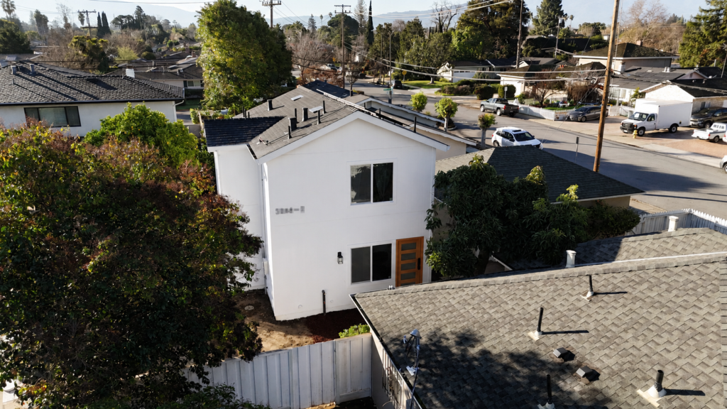 2 Story 983 sqft | 3B3B